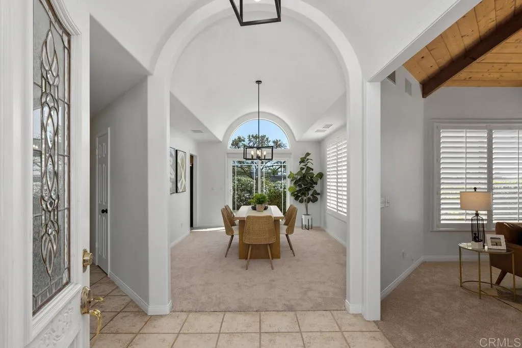 2286 Crest Hill Lane, Fallbrook, CA 92028 — photo 3