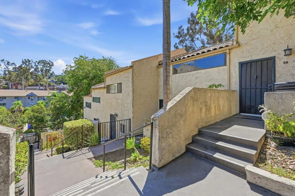 7940 University Avenue Unit 14 — photo