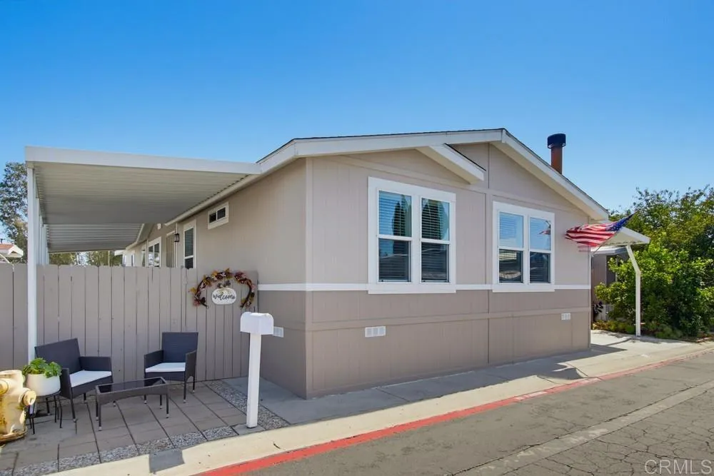 900 Howard Unit Spc 62 — photo