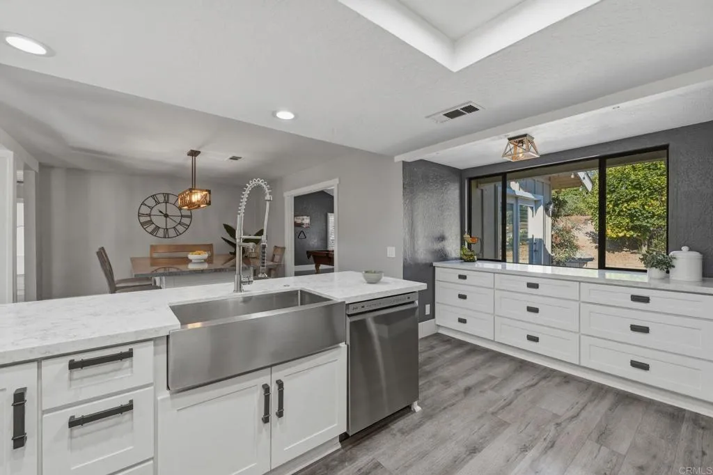 929 Pepper Tree Lane, Fallbrook, CA 92028 — photo 2