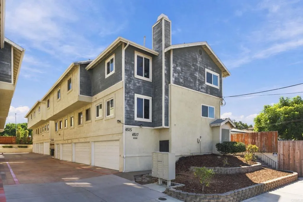 4515 College Way Unit O — photo