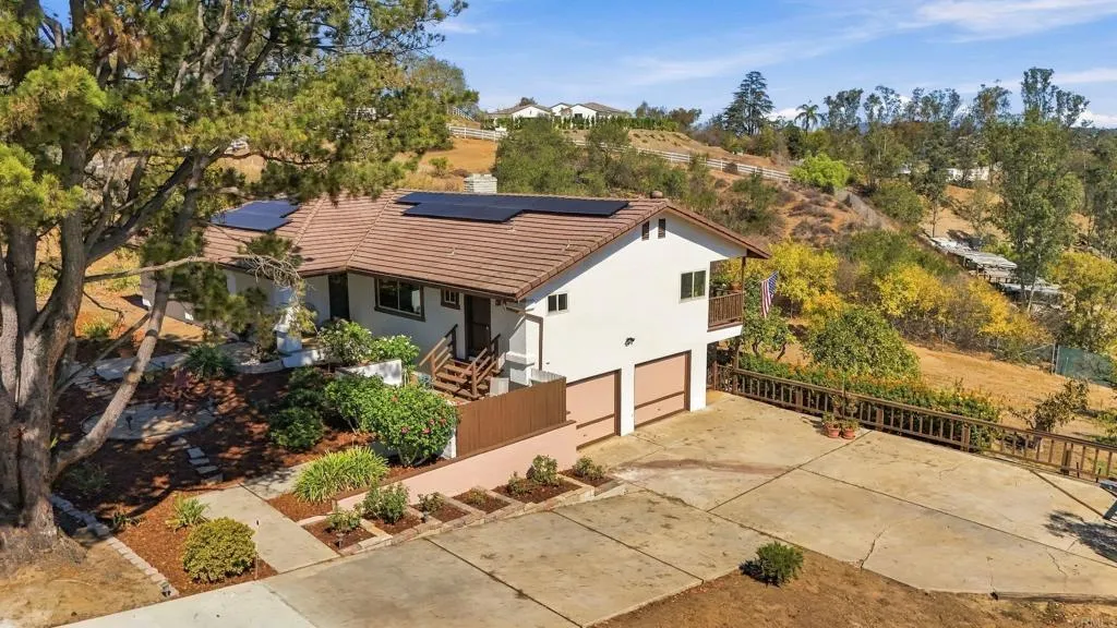 590 Elm Tree Lane, Fallbrook, CA 92028 — photo 3