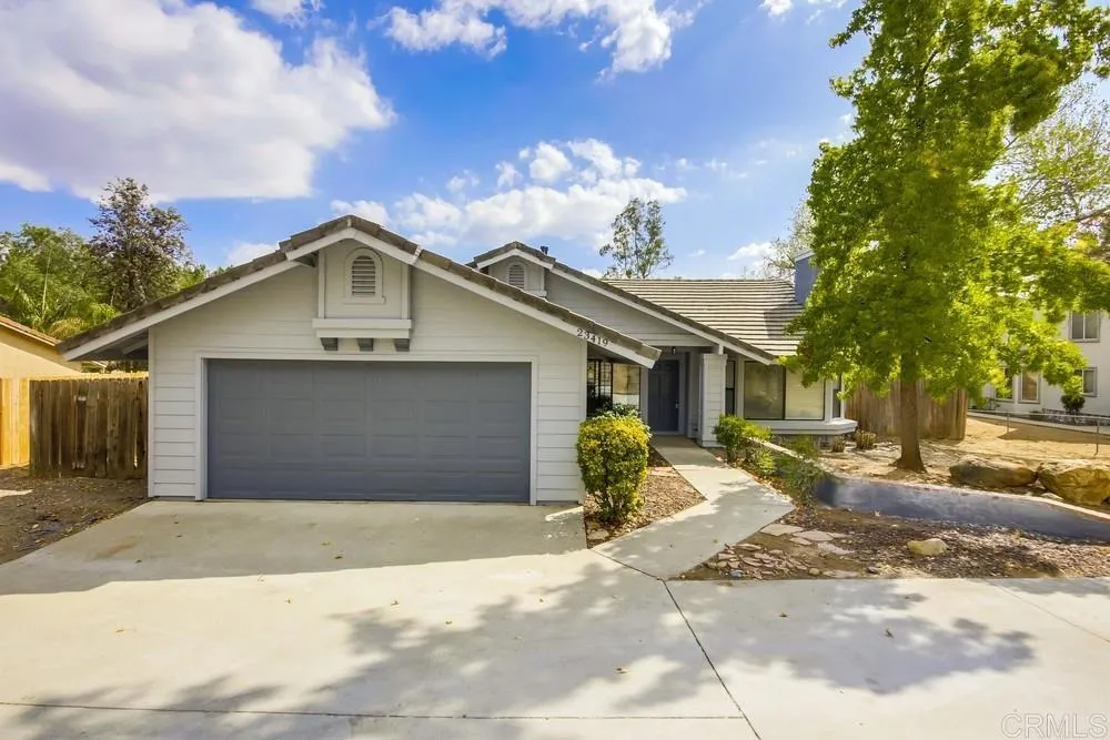23419 Glenn Ellen Way — photo