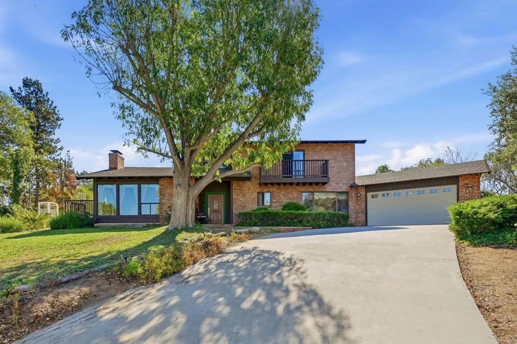 1427 El Nido Drive — photo