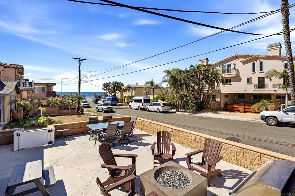 147 Maple Avenue, Carlsbad, CA 92008 — photo 2