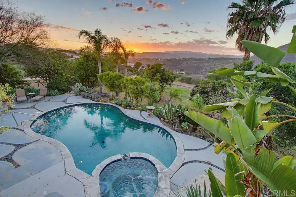 Fallbrook Calif 2890 Vista Del Rio, Fallbrook, CA 92028 | Realty.com
