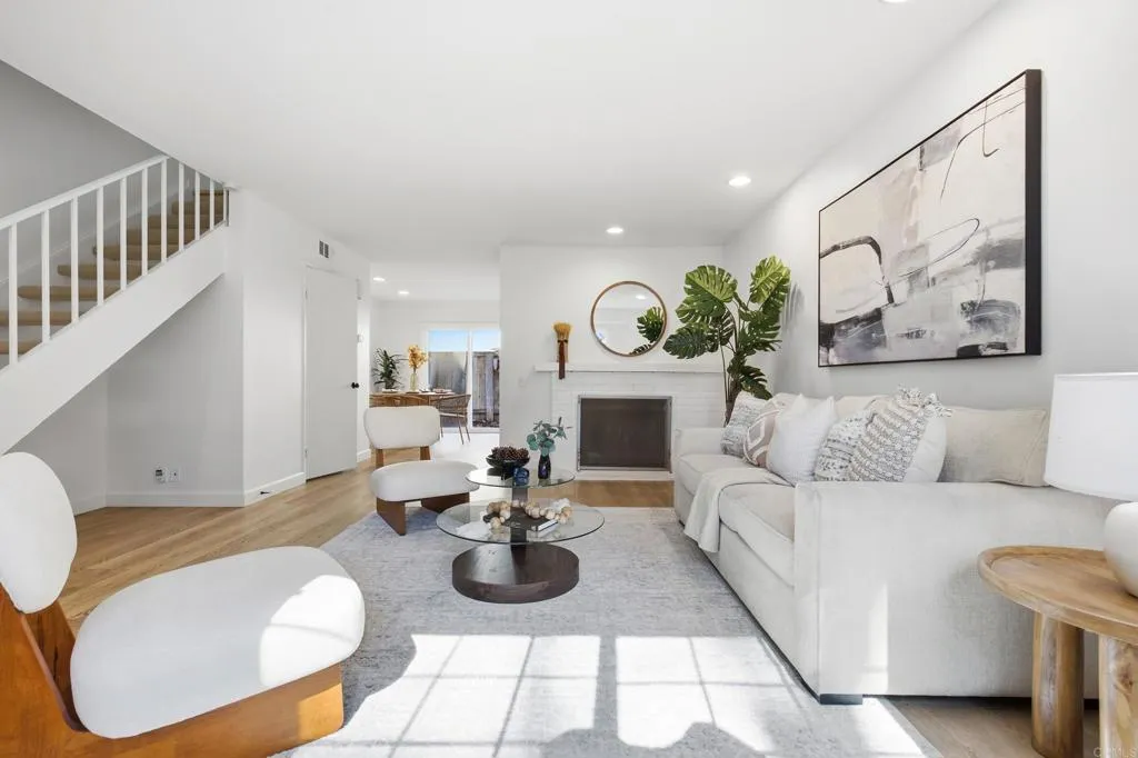 3715 Caminito Carmel Landing — photo