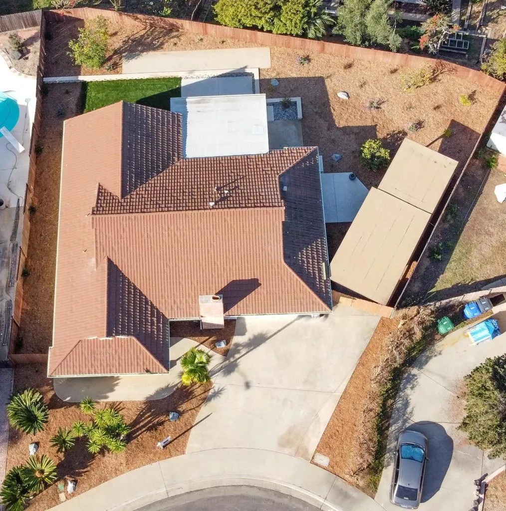 1550 Sunrise Circle — photo