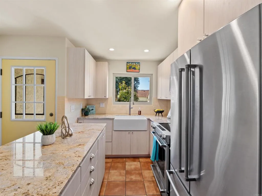 1982 Fairlee Drive, Encinitas, CA 92024 — photo 3