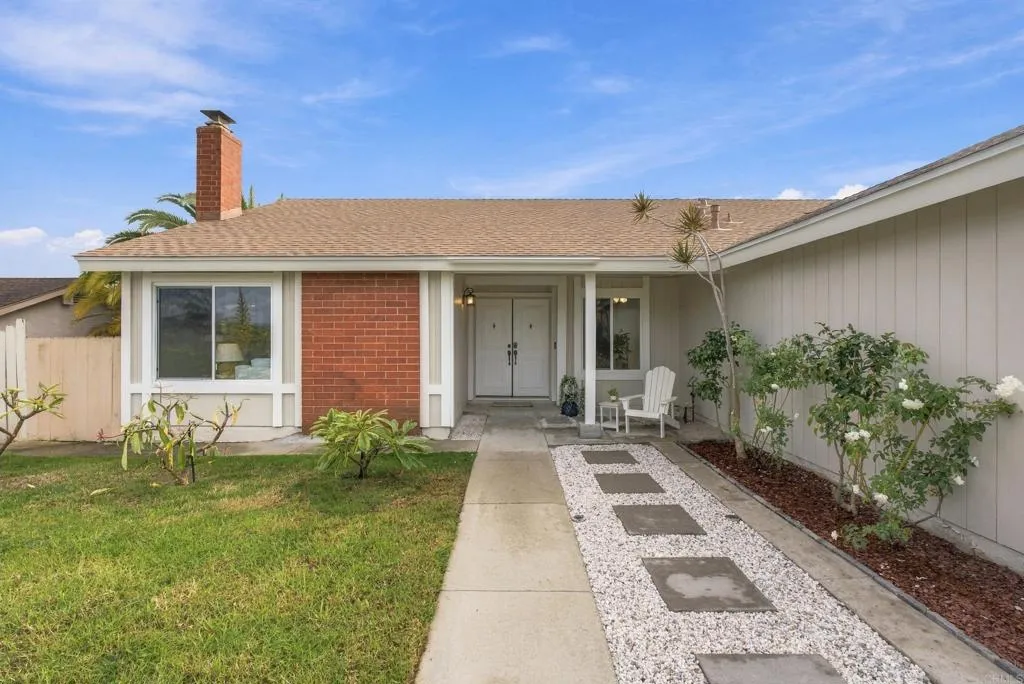 1311 Walnutview Drive, Encinitas, CA 92024 — photo 3