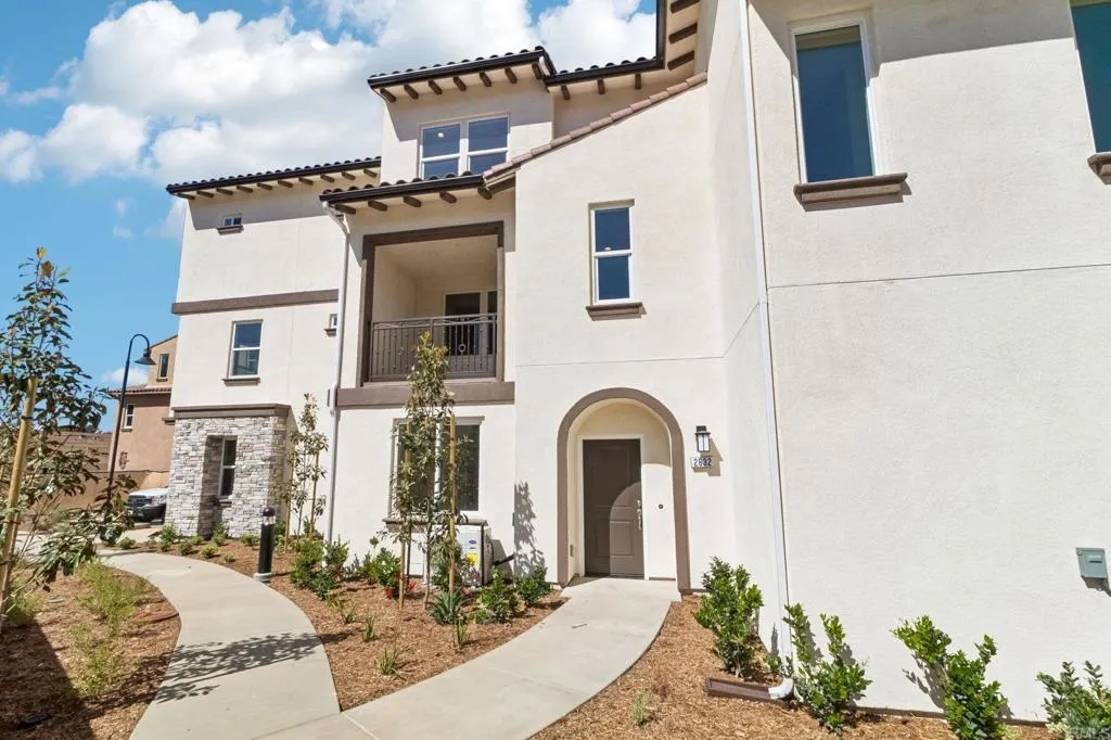 2632 Buckwheat Glen — photo