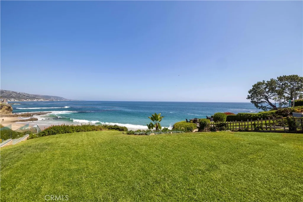 1041 Marine Drive — photo