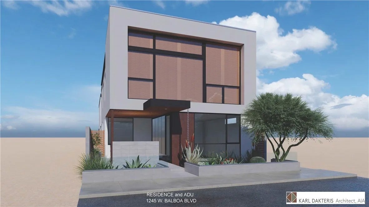 1245 W Balboa Boulevard — photo