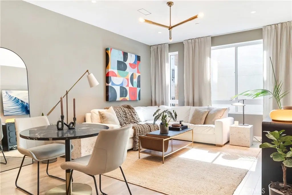 2344 Nolita — photo