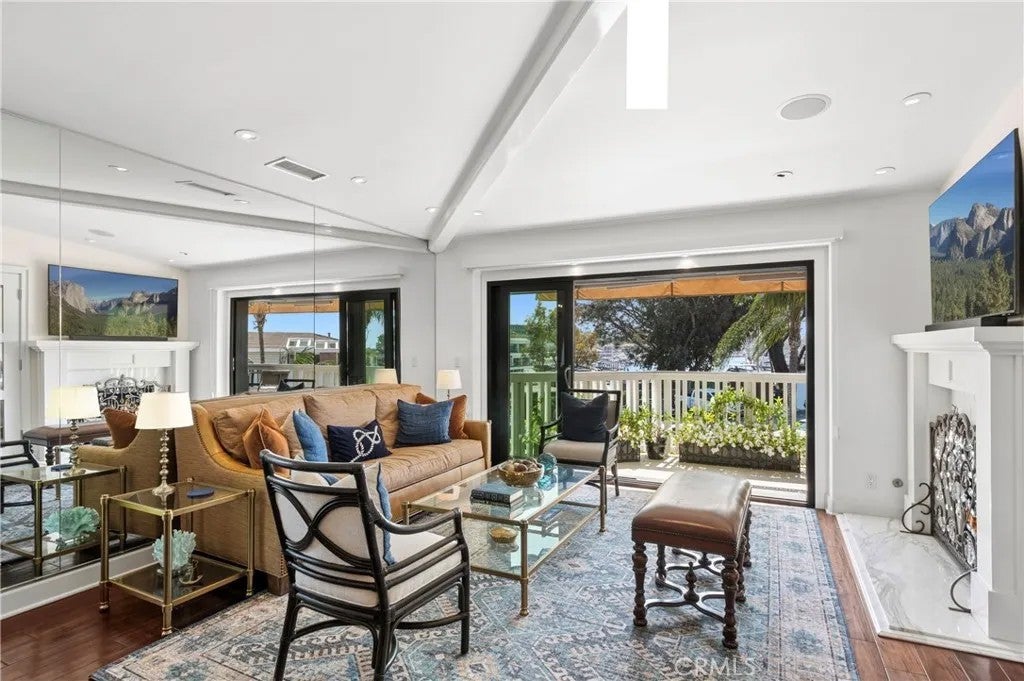 1030 Bayside Cove 702 — photo