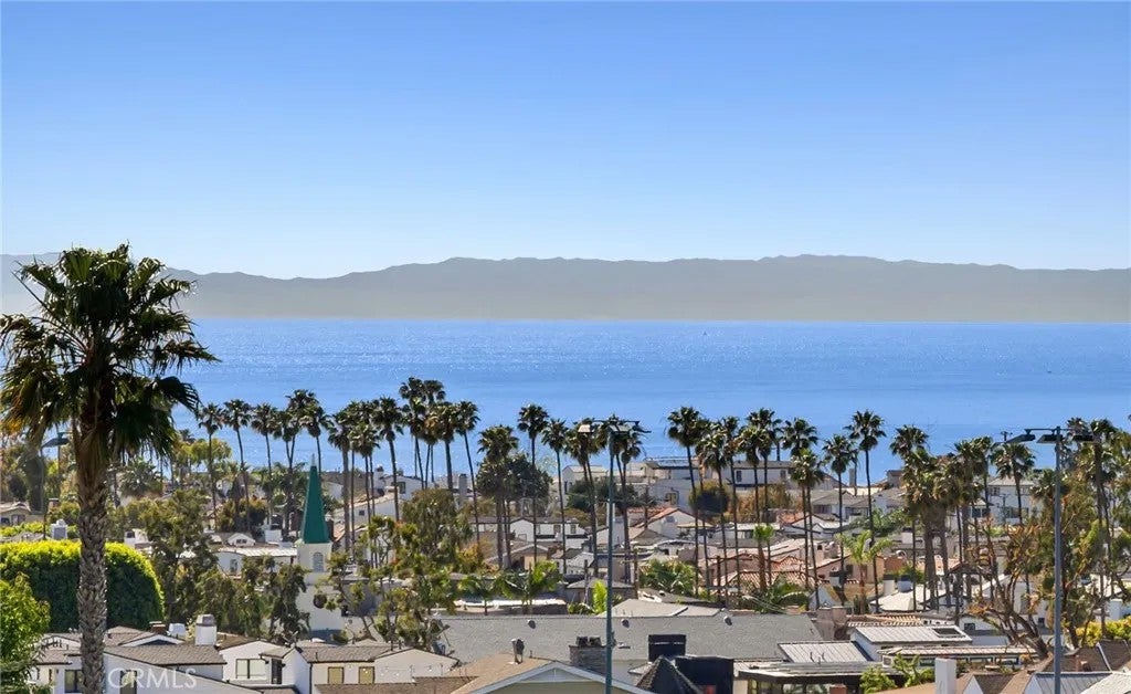 3001 Harbor View — photo
