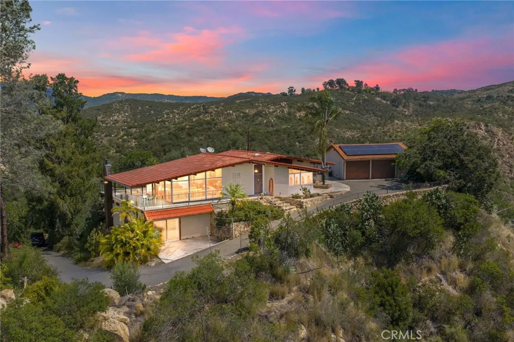 39435 De Luz Road, Fallbrook, CA 92028