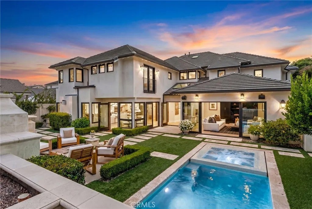 1807 Newport Hills East — photo