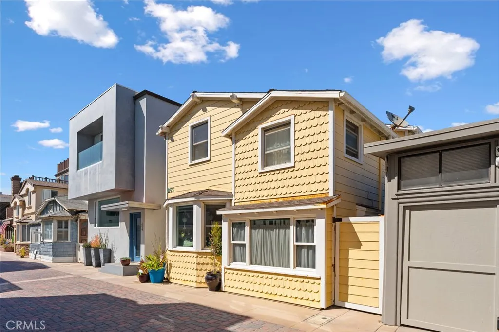 53 Surfside, Surfside, CA 90743 — photo 2