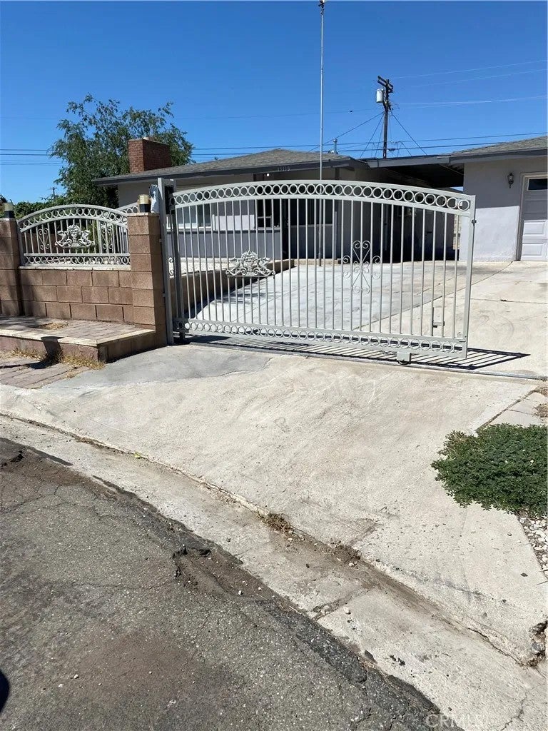 15118 Prado Court — photo