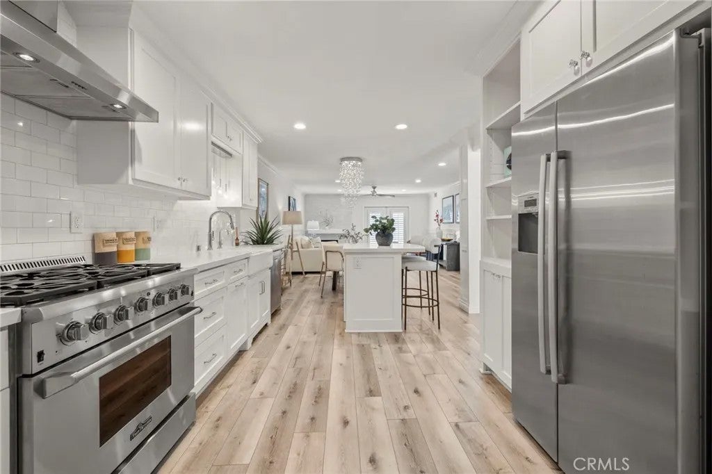 2332 Vista Huerta — photo
