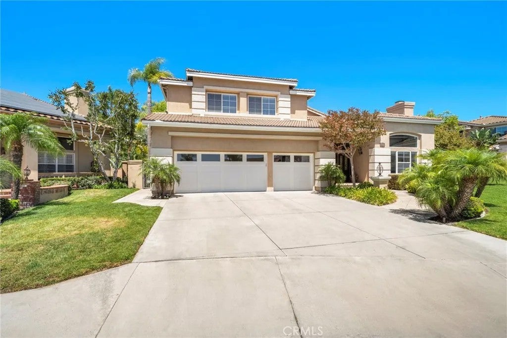 7593 E Endemont Court — photo