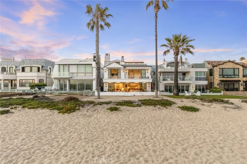 2148 E Oceanfront — photo