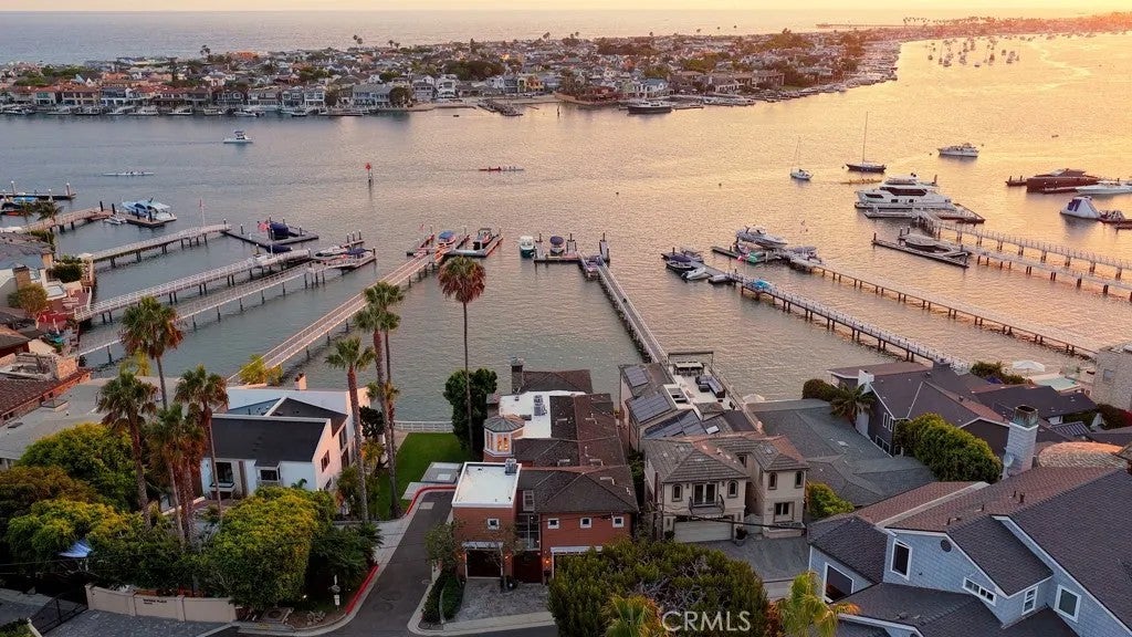 2323 Bayside Drive — photo
