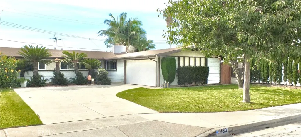 453 Princeton Drive — photo
