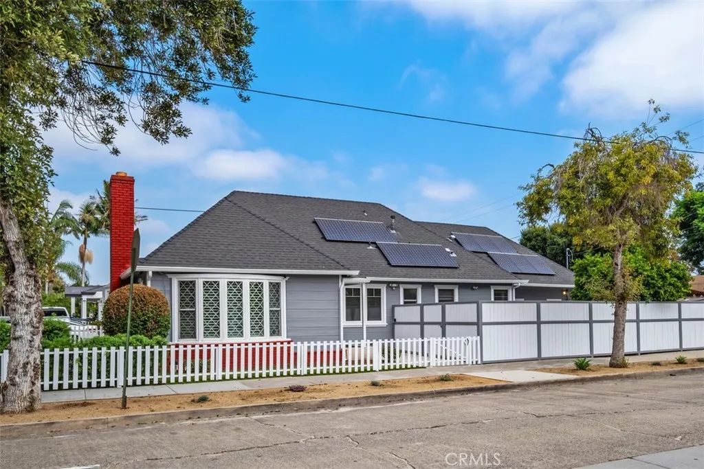 1345 S Parton — photo