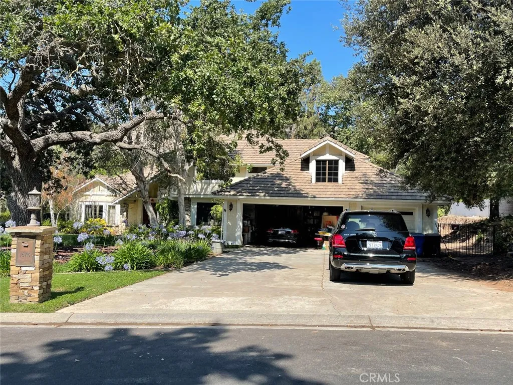1575 Larkfield — photo