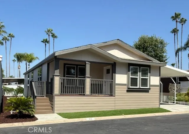 24921 Muirlands Unit 44 — photo