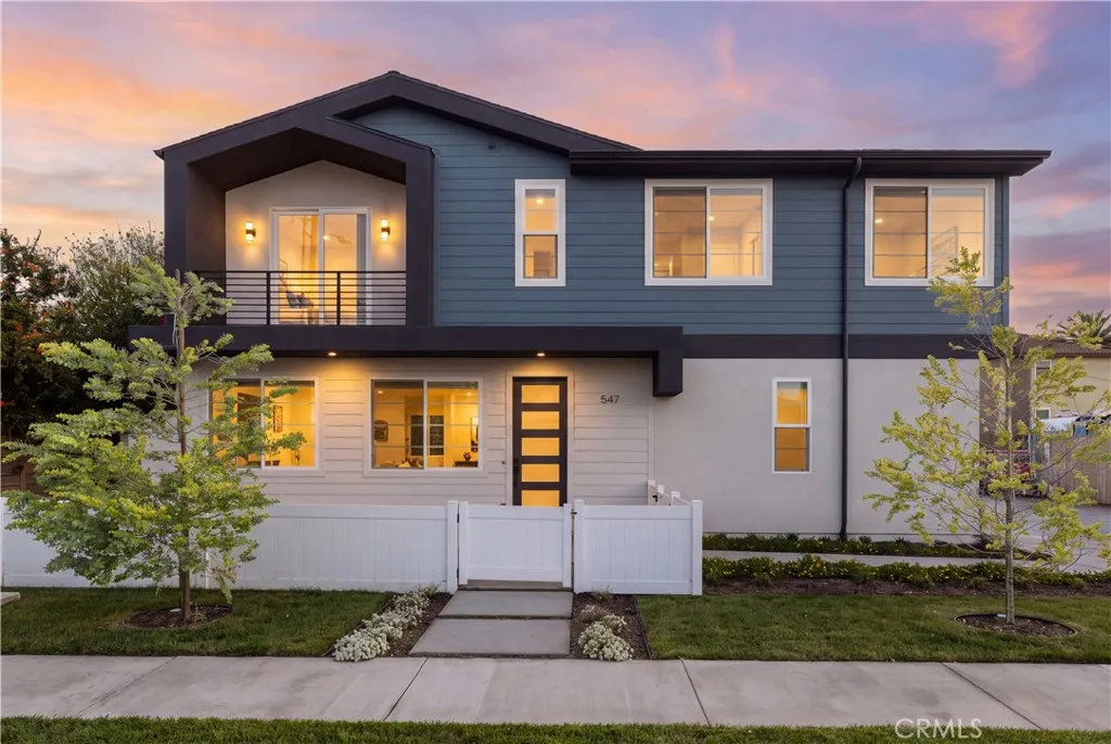 547 Bernard Street — photo