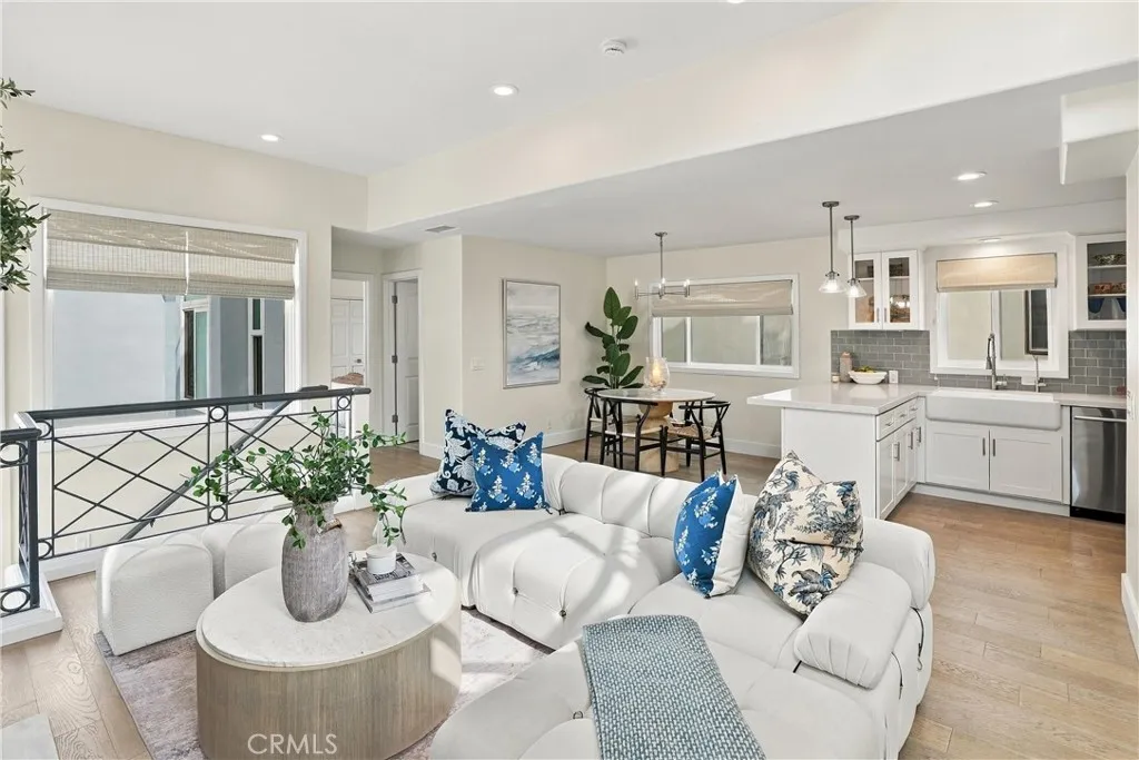 502 Fernleaf Avenue Unit 2 — photo