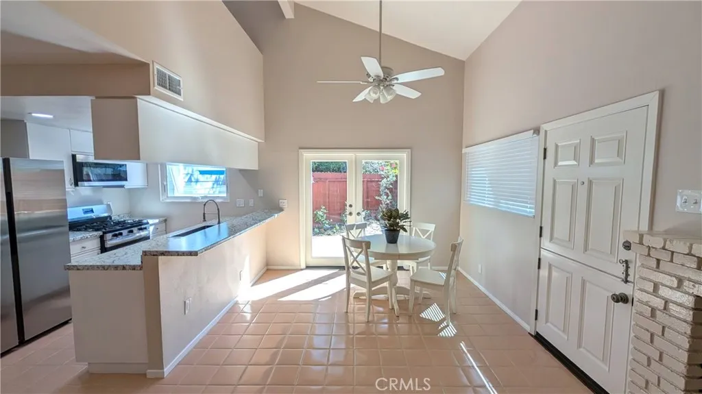 2302 Elden, Costa Mesa, CA 92627 — photo 2