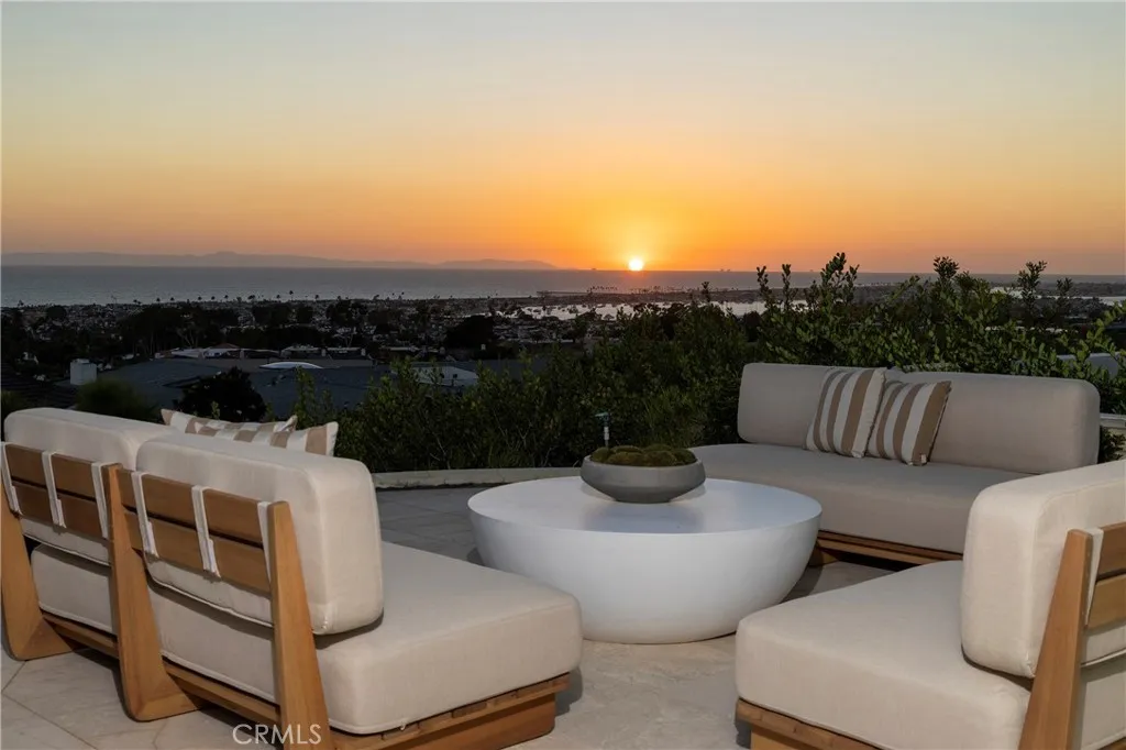 2801 Setting Sun — photo