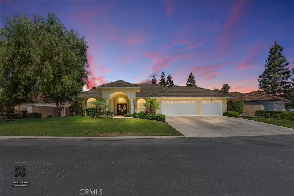 4205 Palisades Circle — photo
