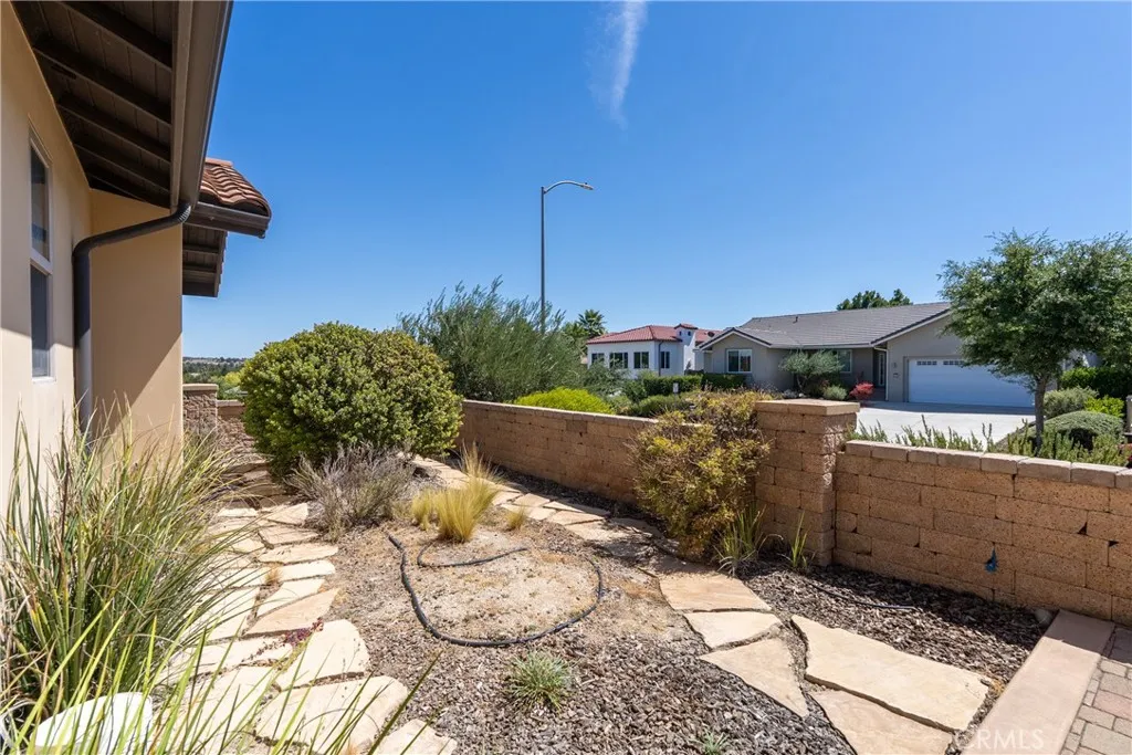 596 Red Cloud Road, Paso Robles, CA 93446 — photo 3