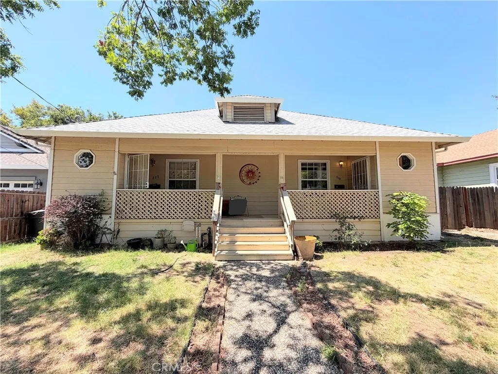217 Cedar — photo
