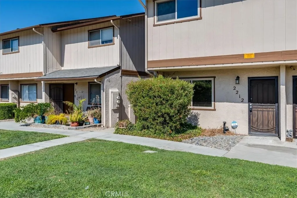 2212 Pine, Paso Robles, CA 93446 — photo 2