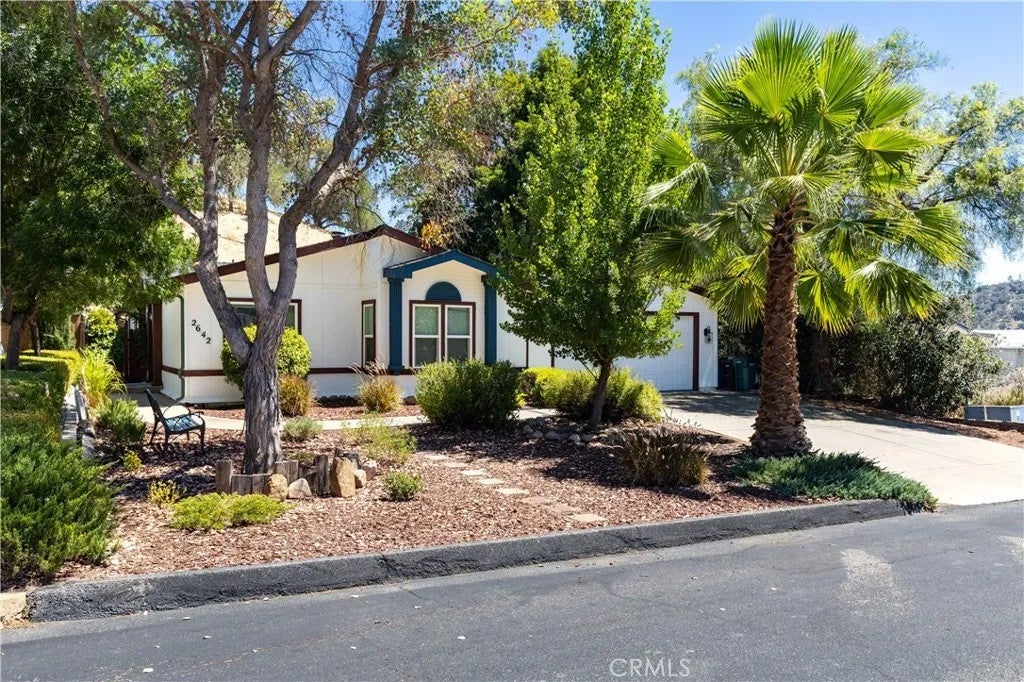 2642 Bridle Trail — photo