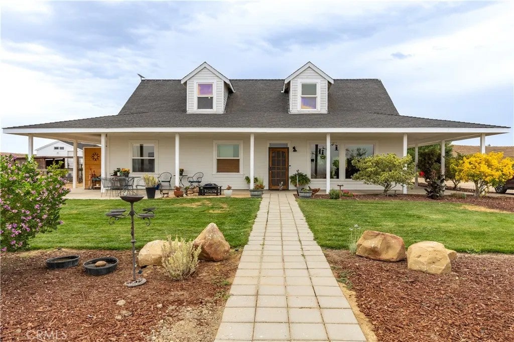 4650 Rolling Hills — photo