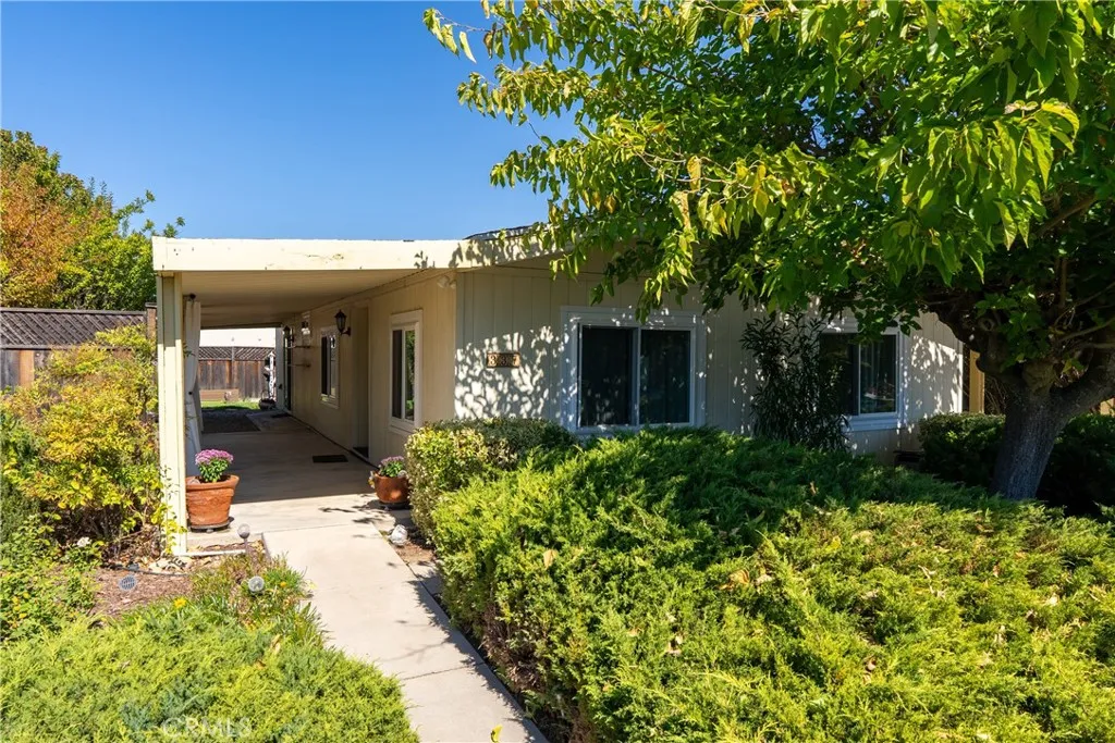 337 Lark Drive — photo
