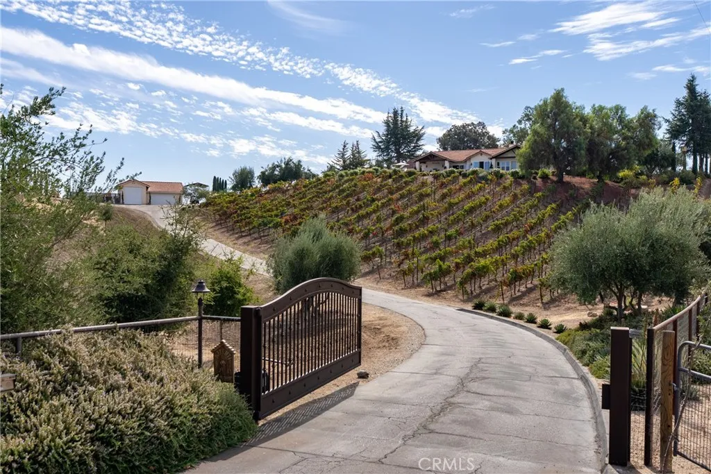 4740 Devonshire, Paso Robles, CA 93446