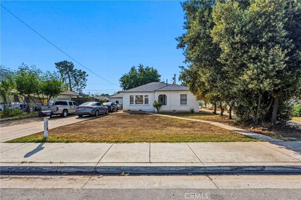 1713 Bernard Street — photo
