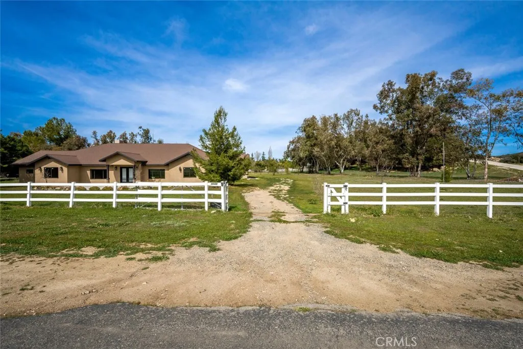 17370 Rodeo Road, Lake Elsinore, CA 92530 — photo 3