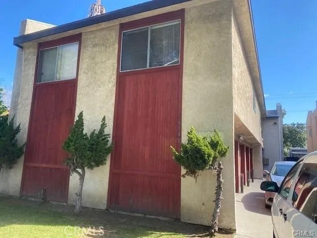 6140 Orange Avenue — photo