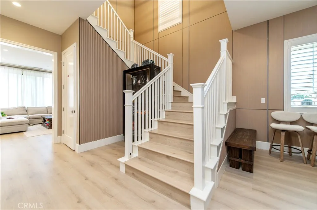 200 Piazza, Irvine, CA 92602 — photo 3