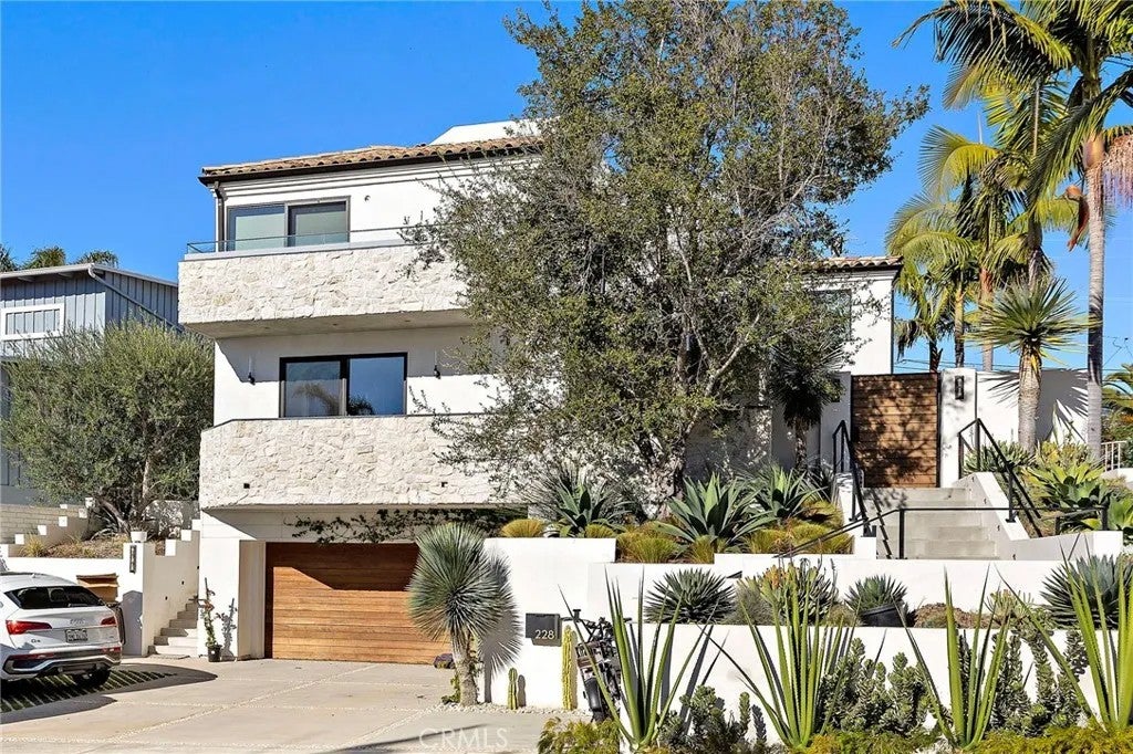 228 W Avenida Cordoba — photo