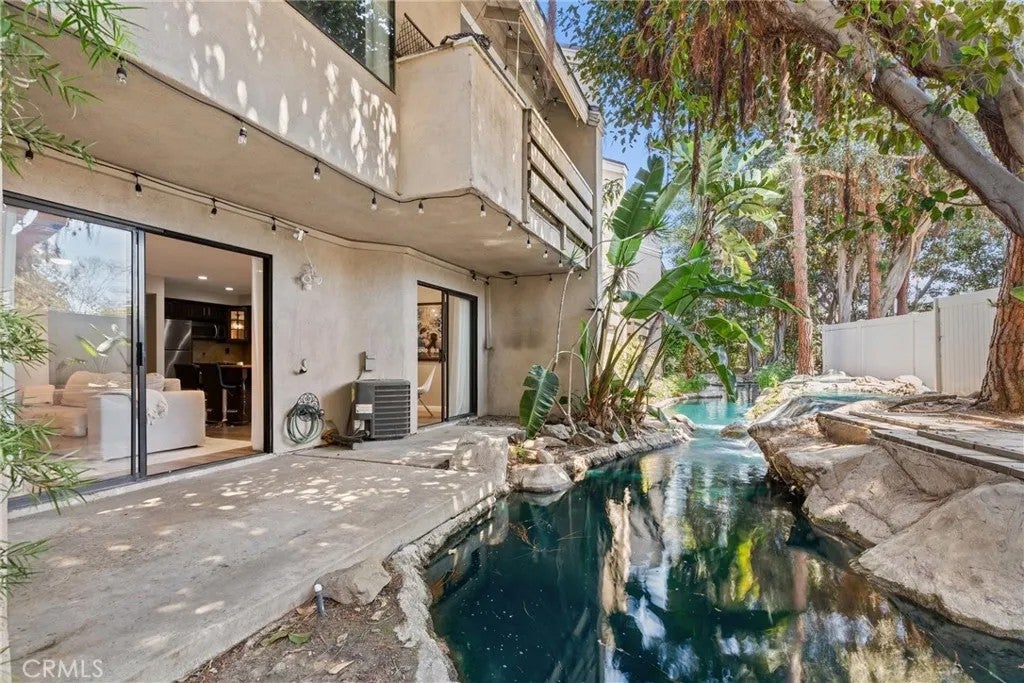 409 Bryson Springs — photo